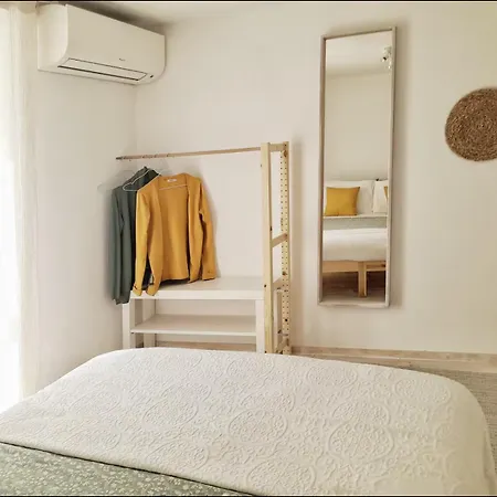 Villa White Patio Pera